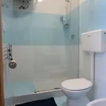 Longobardi לינה וארוחת בוקר