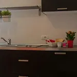 לינה וארוחת בוקר Longobardi